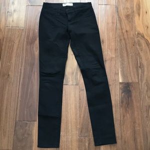 Black pants/jeggings